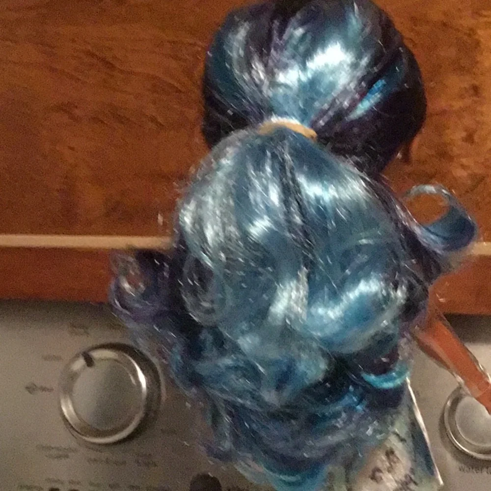Rainbow High Blue Skye 14